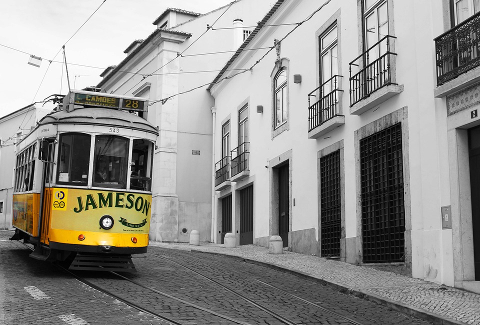 Tram Lisbona Portogallo